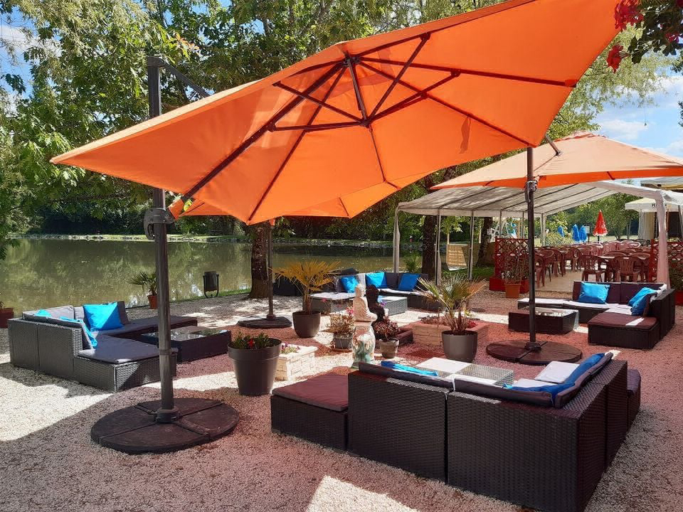 Les Etangs de Plessac Aquitaine - Saint-Félix-de-Bourdeilles visuel 3/3 Les Etangs de Plessac Aquitaine - Saint-Félix-de-Bourdeilles visuel 3/3